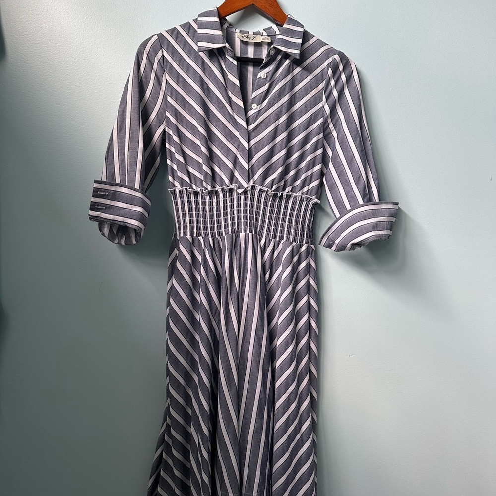 Eliza J. Stripped Size 4 Dress